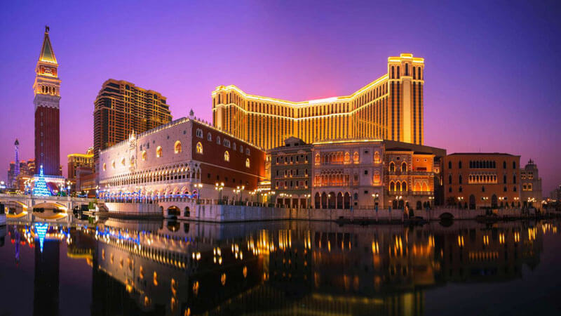 Casino Analyst on Macau Gambling Stocks: More Upside Ahead?